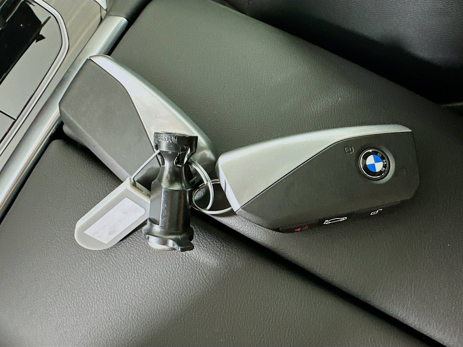 New 2026 BMW X5 xDrive40i w/ M Sport Package AWD/4WD image 30