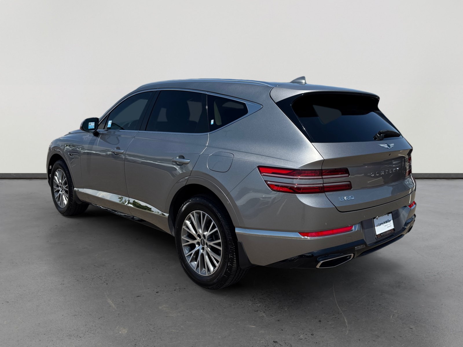 Used 2021 Genesis GV80 2.5T w/ Advanced Package 03 RWD image 3