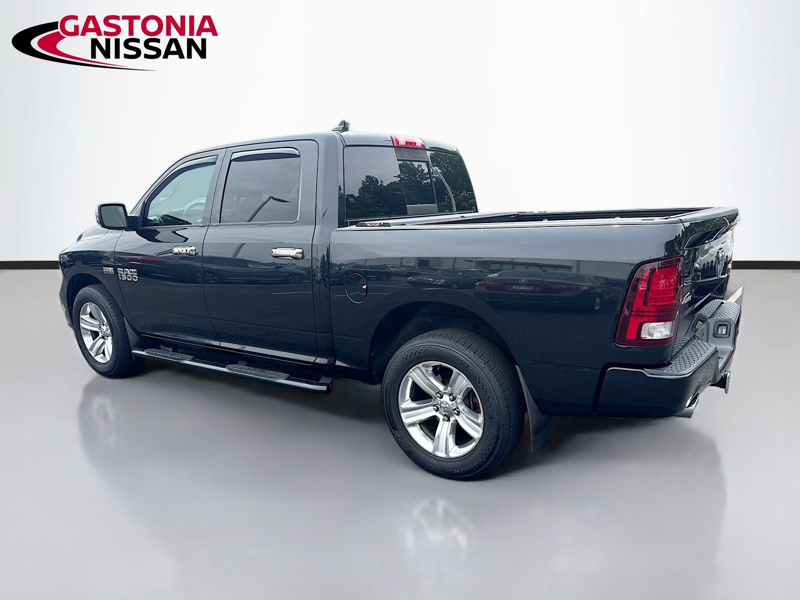 Used 2016 RAM 1500 Sport w/ Convenience Group AWD/4WD image 6