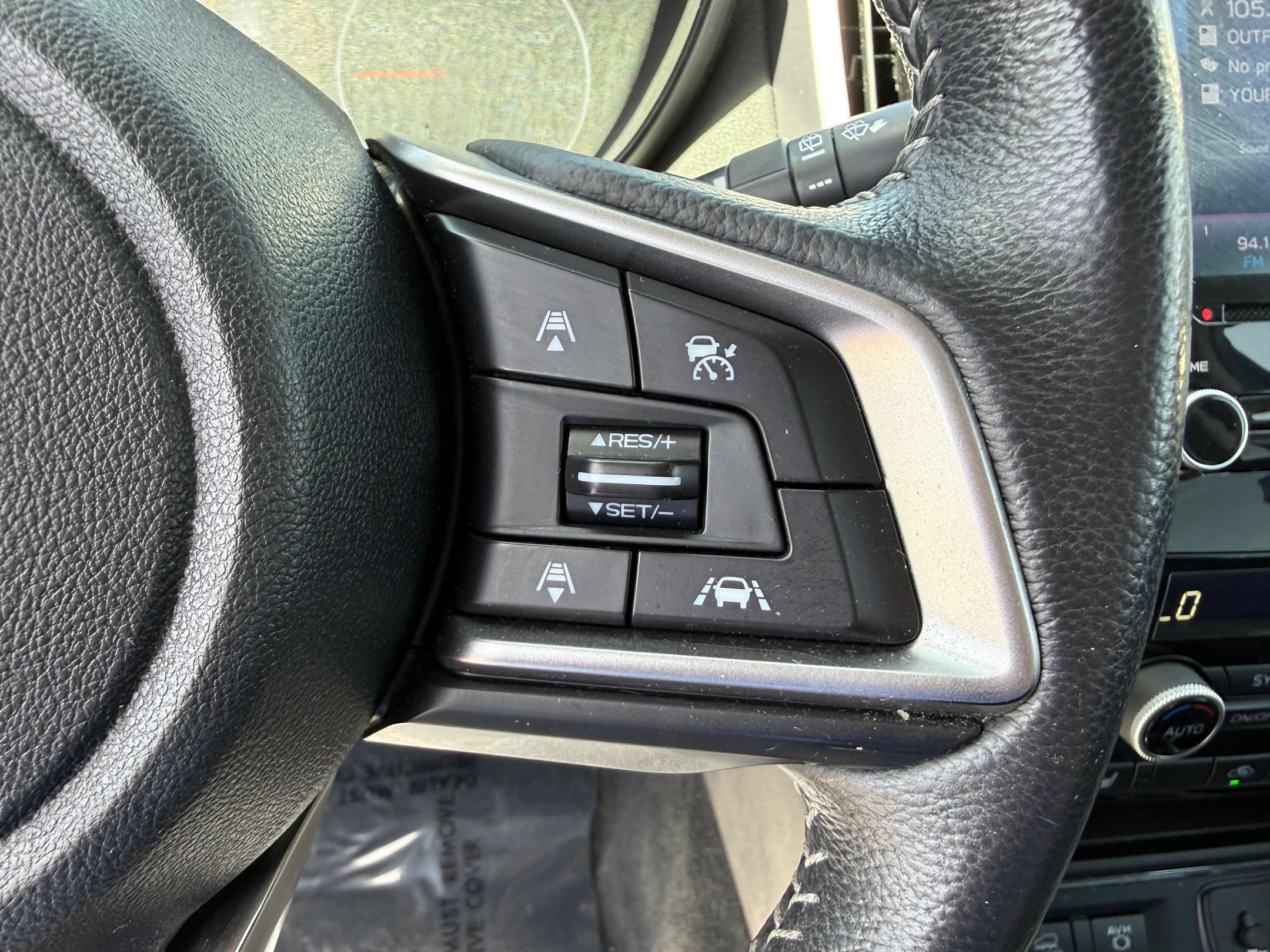 Used 2019 Subaru Ascent Premium AWD/4WD image 14