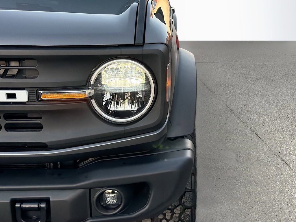 Used 2024 Ford Bronco Black Diamond image 11
