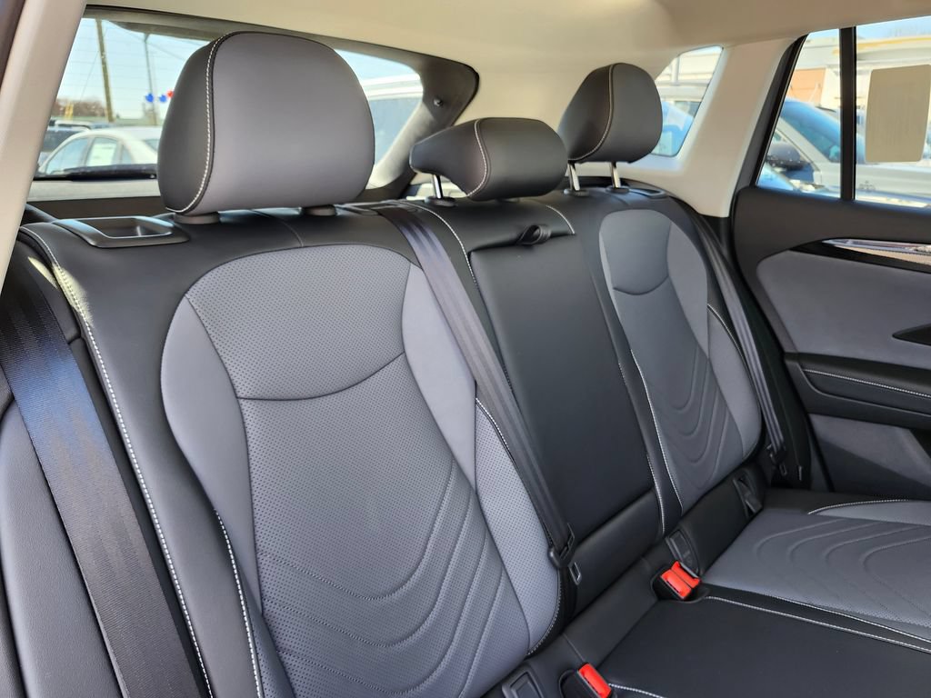 New 2026 Volkswagen Tiguan SE AWD/4WD image 12