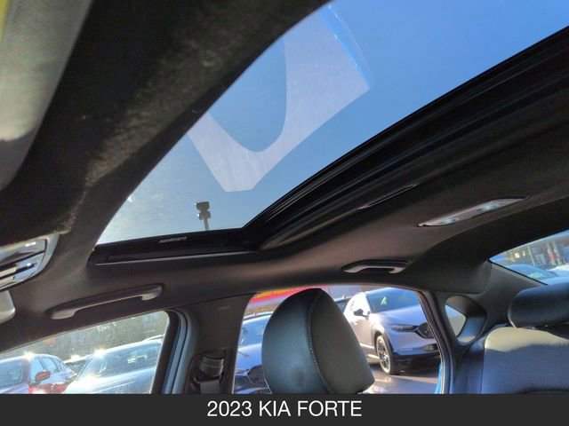 Used 2023 Kia Forte GT-Line w/ GT-Line Premium Package FWD image 13