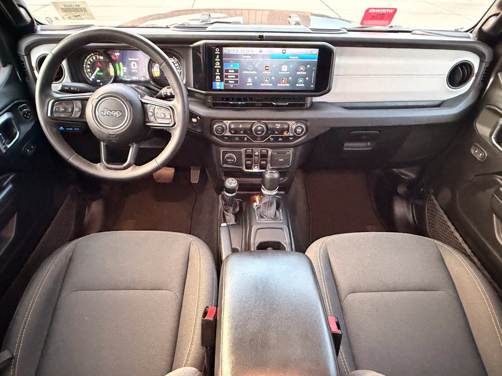 Used 2024 Jeep Wrangler Unlimited w/ Convenience Group AWD/4WD image 14
