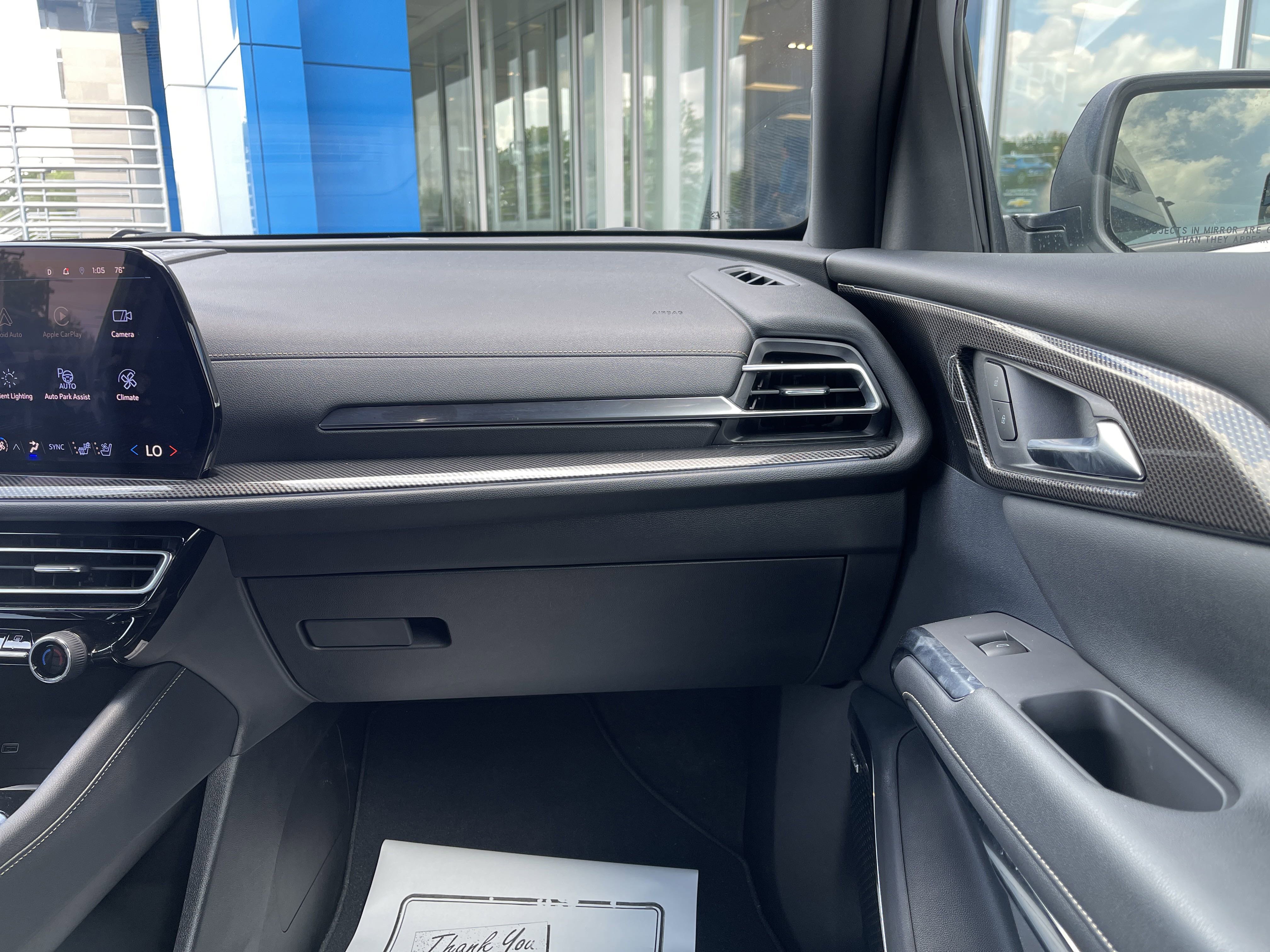 Used 2024 Chevrolet Traverse RS image 37