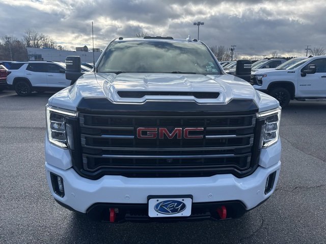 Used 2022 GMC Sierra 2500 AT4 w/ AT4 Preferred Package image 2