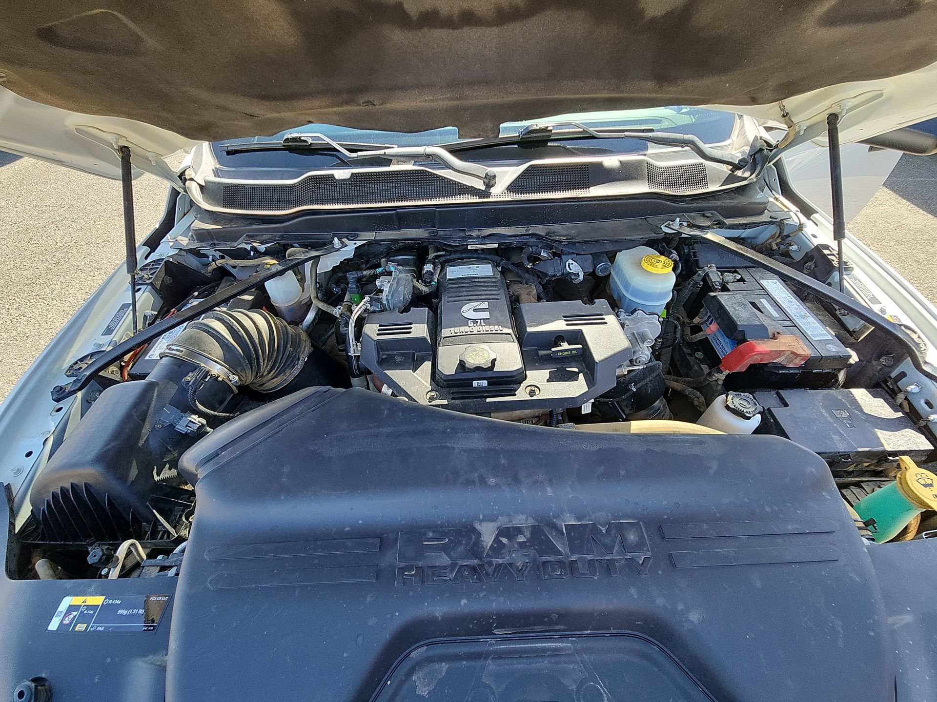 Used 2022 RAM 2500 Tradesman w/ Chrome Appearance Group AWD/4WD image 17