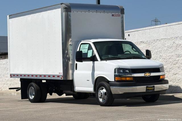 New 2026 Chevrolet Express 3500 w/ Power Convenience Package