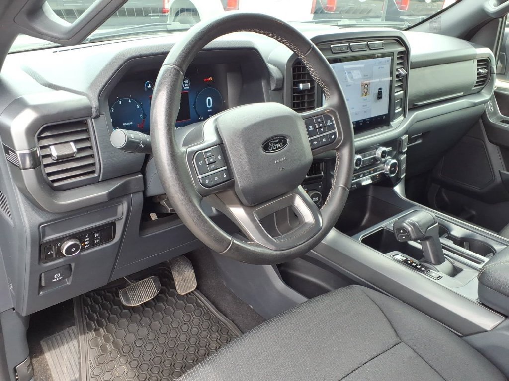 Used 2024 Ford F150 XLT w/ XLT Black Appearance Package AWD/4WD image 23