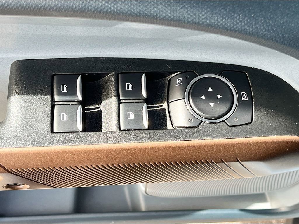 Used 2024 Ford Maverick Lariat w/ 4K Tow Package image 18