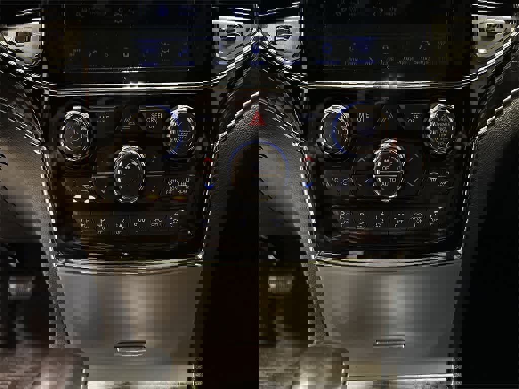 Used 2019 Jeep Grand Cherokee Overland image 22