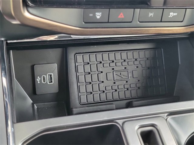 New 2025 Ford F150 Lightning Lariat image 29