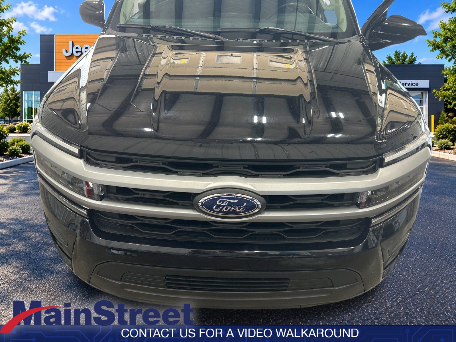 Used 2024 Ford Expedition XLT AWD/4WD image 19