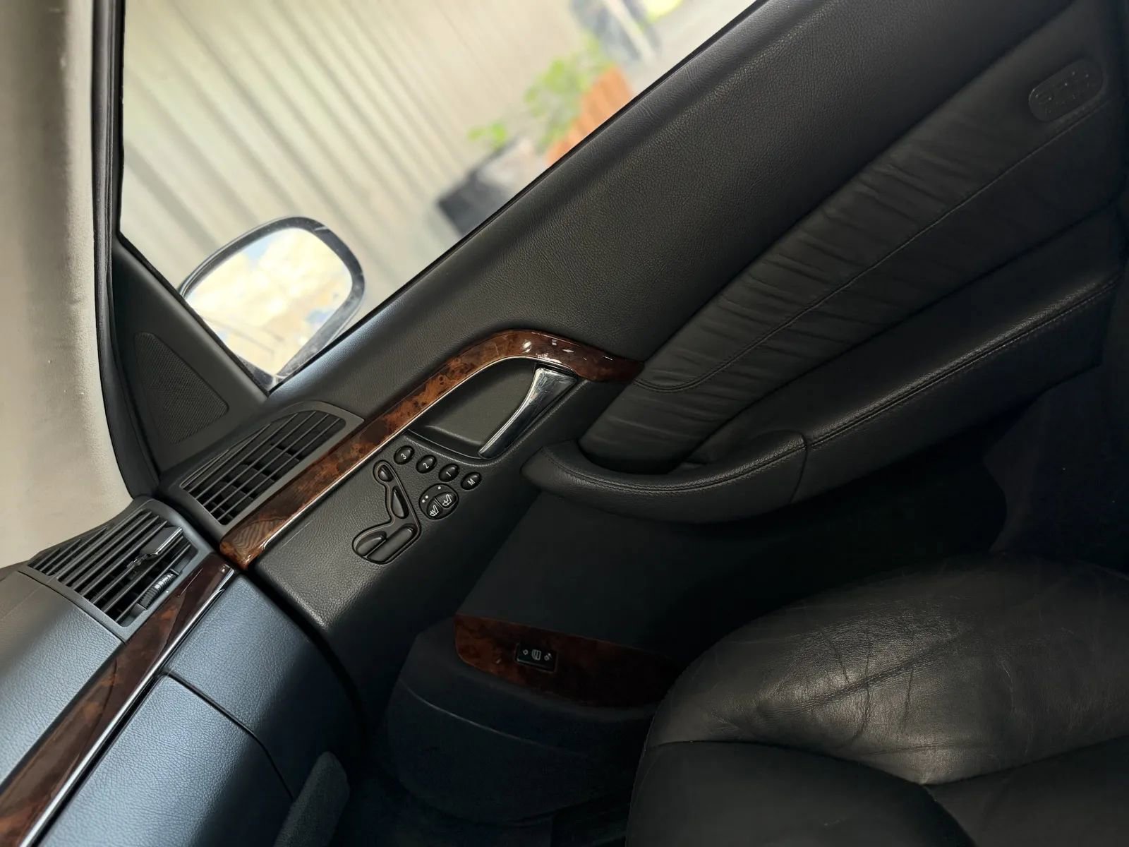 Used 2006 Mercedes-Benz S 500 image 33