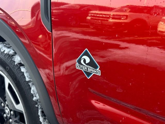 Used 2024 Ford Bronco Sport Outer Banks image 9