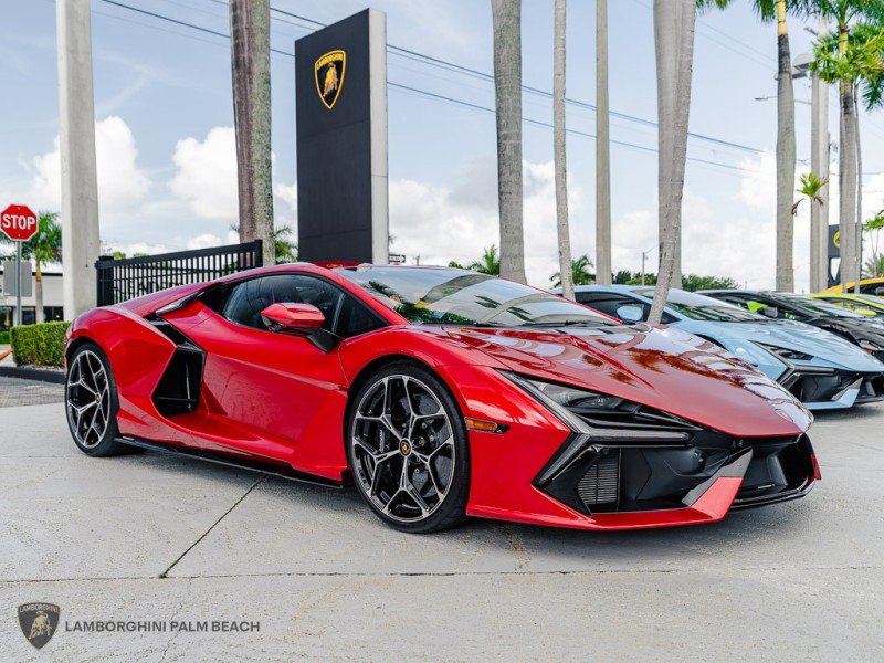 Used 2025 Lamborghini Revuelto AWD/4WD image 8