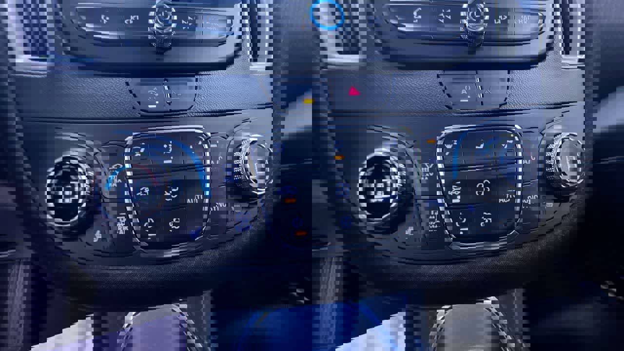 Used 2024 Chevrolet Malibu LT image 27