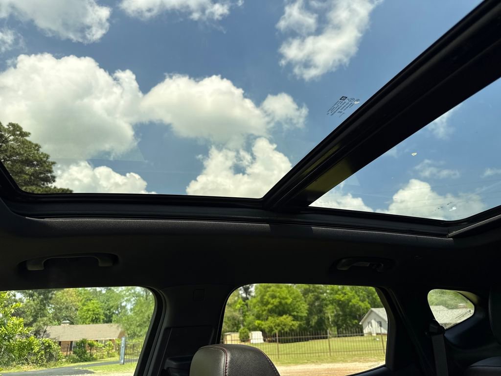 Used 2019 Chevrolet Blazer RS FWD image 24