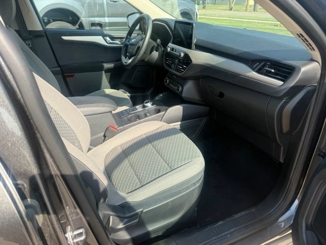 Used 2020 Ford Escape SE FWD image 20