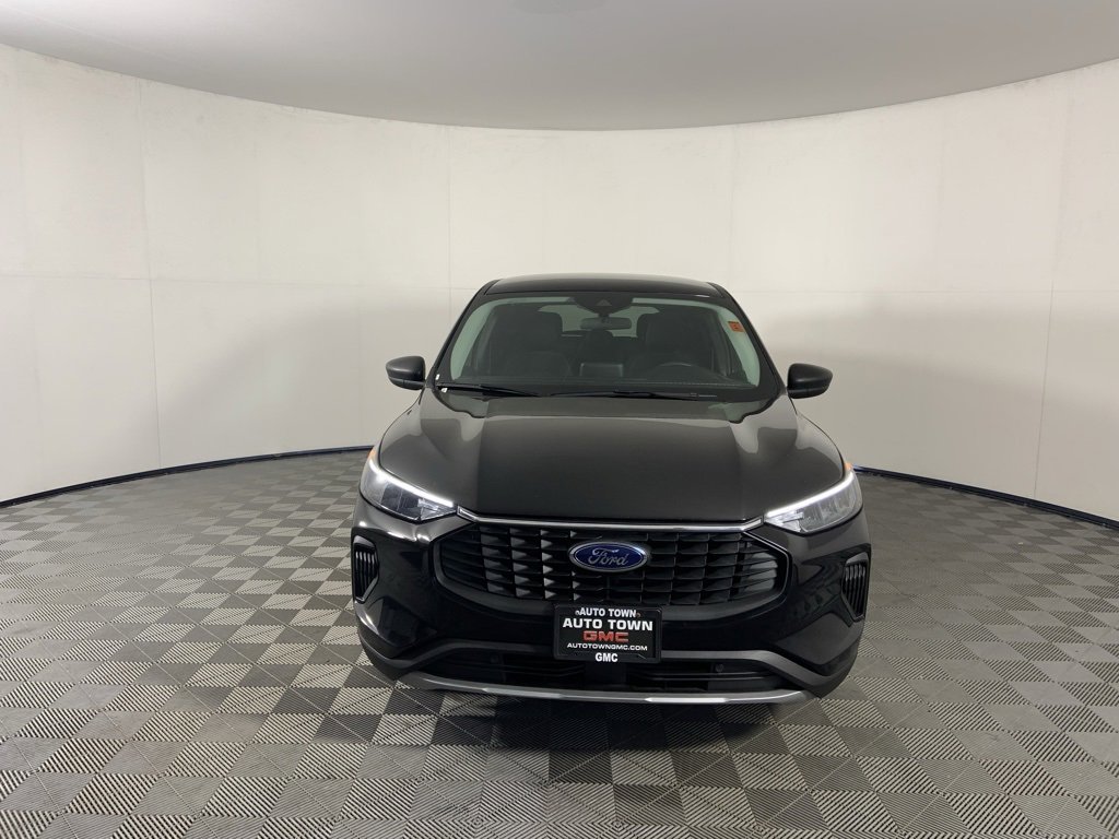 Used 2023 Ford Escape Active image 4