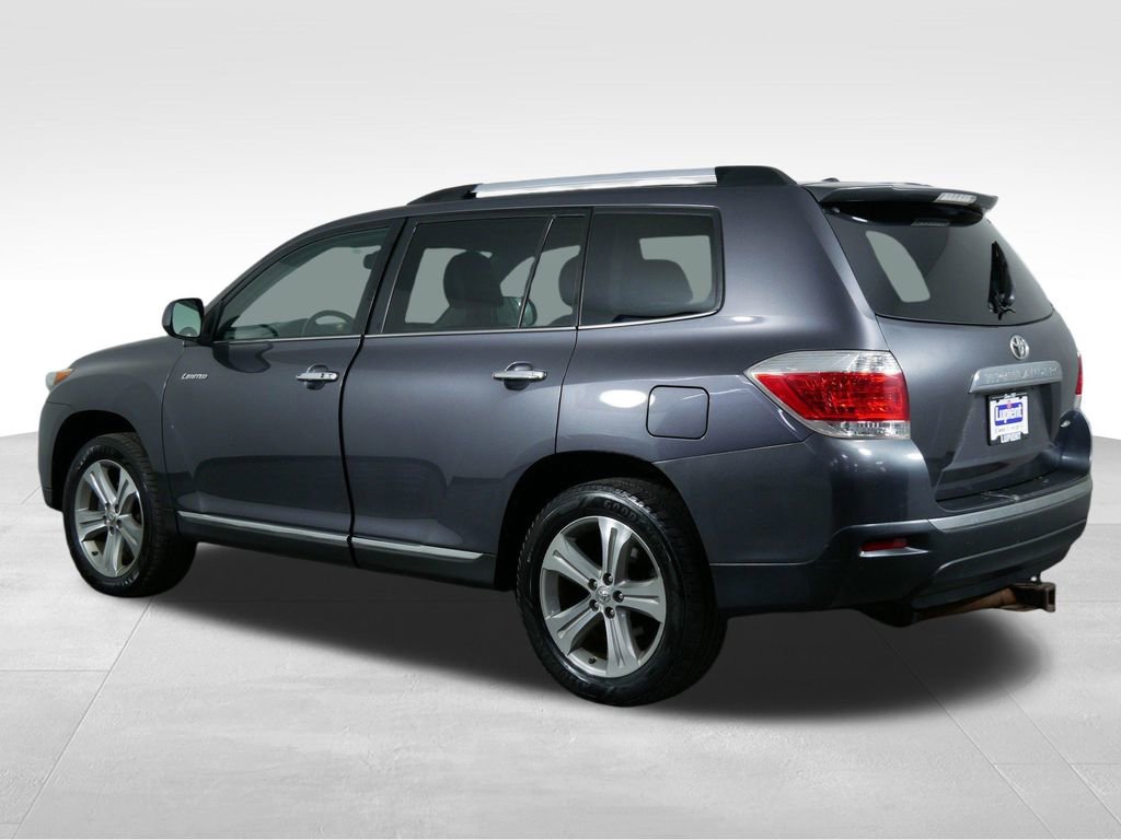 Used 2012 Toyota Highlander Limited w/ Tow Pkg image 7