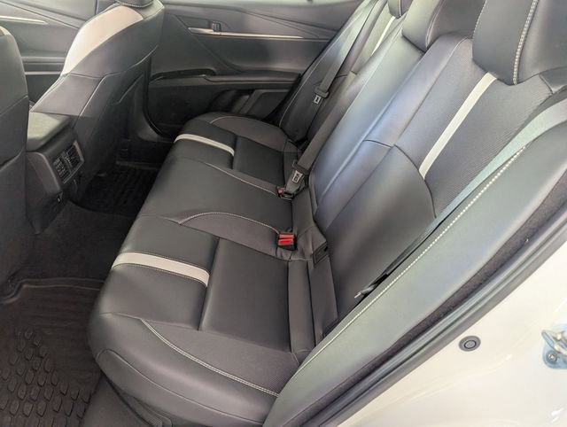 Used 2025 Toyota Camry SE w/ Convenience Package FWD image 25