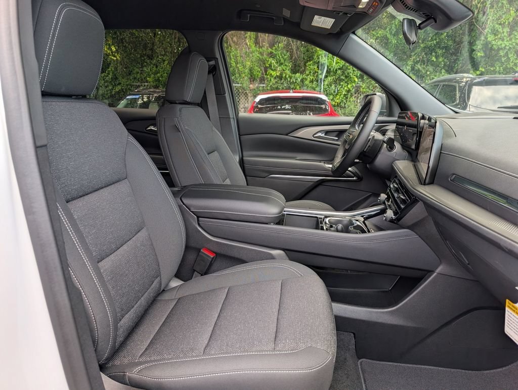 New 2026 Chevrolet Traverse LT FWD image 30