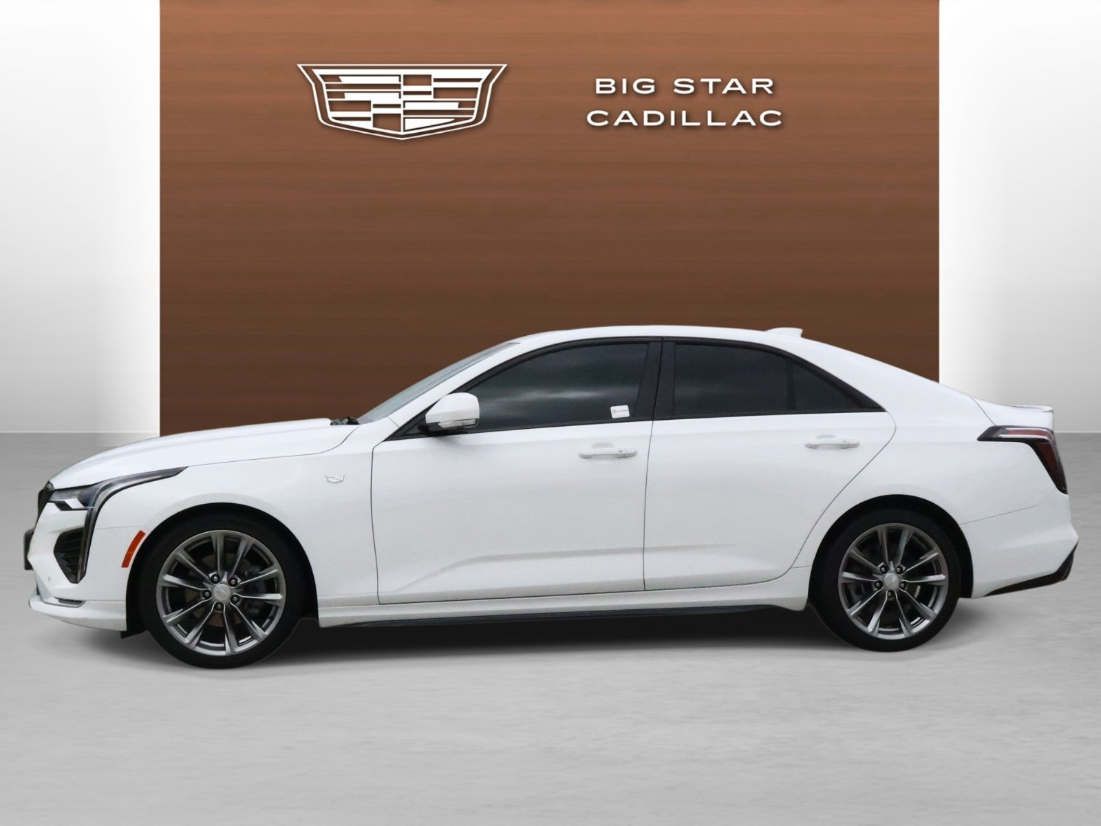 Used 2025 Cadillac CT4 Sport RWD image 2