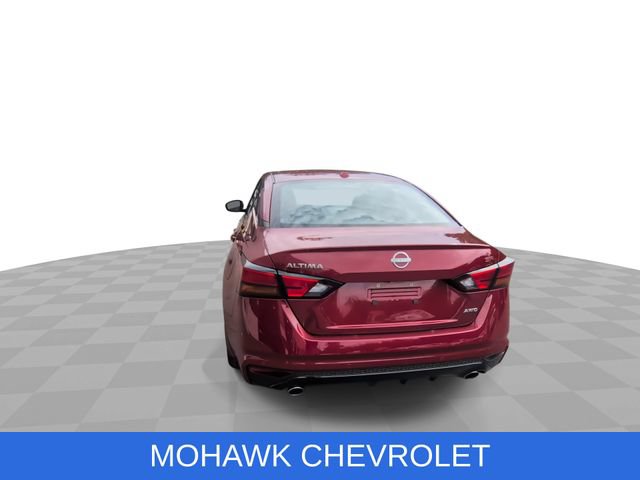 Used 2024 Nissan Altima 2.5 SR AWD/4WD image 7