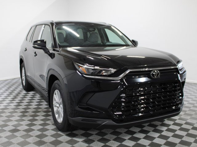 New 2026 Toyota Grand Highlander XLE image 3