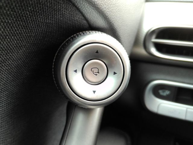 Used 2024 Genesis GV60 RWD image 40