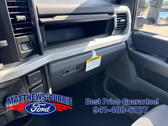 New 2026 Ford F250 XLT w/ FX4 Off-Road Package AWD/4WD image 24