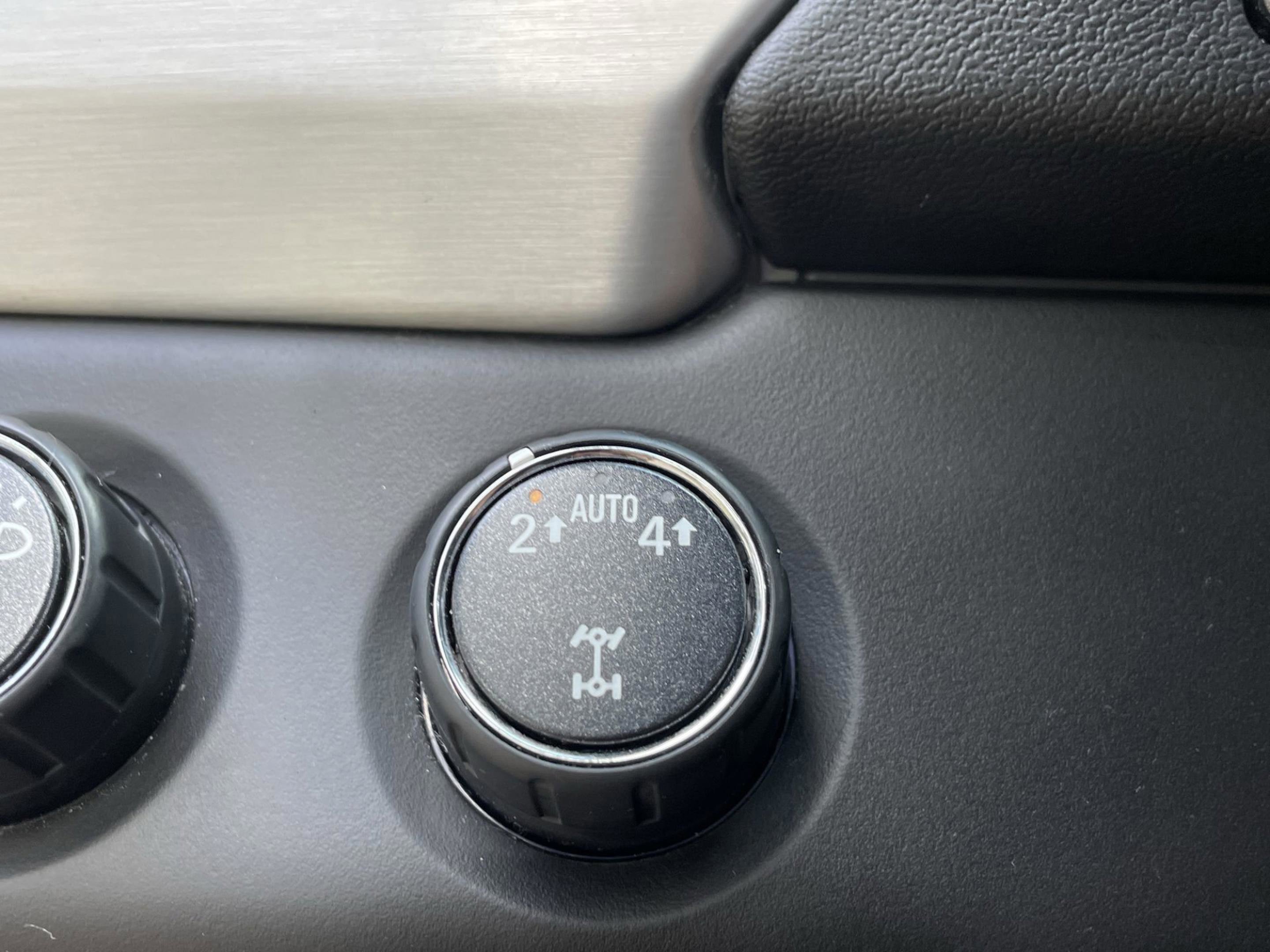 Used 2019 GMC Yukon SLT image 24