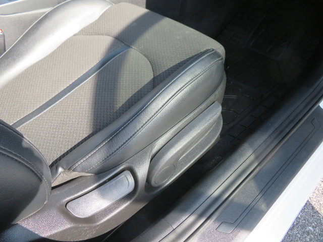 Used 2018 Kia Optima S w/ Panoramic Sunroof Package image 19