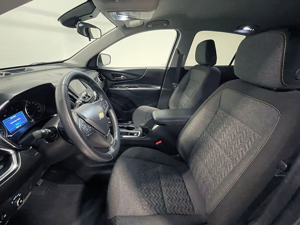 Used 2024 Chevrolet Equinox LT image 3