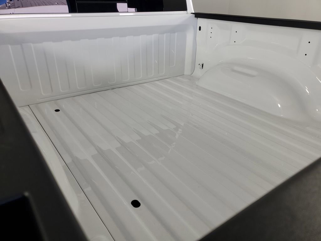 New 2026 RAM 1500 4x4 Crew Cab image 31