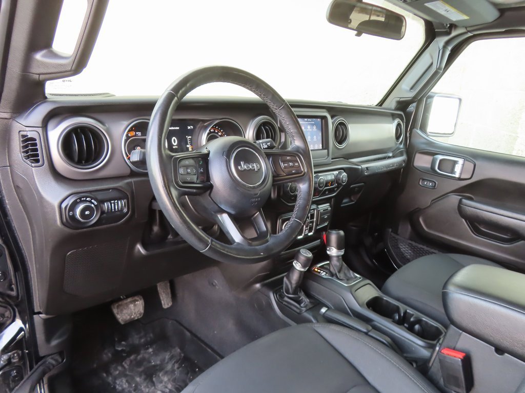 Used 2022 Jeep Wrangler Unlimited Sport image 23