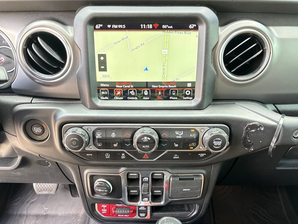 Used 2022 Jeep Gladiator Rubicon w/ LED Lighting Group AWD/4WD image 24