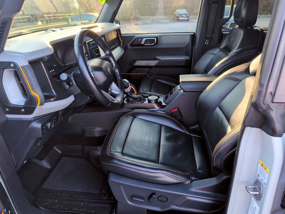 Used 2022 Ford Bronco Badlands image 8