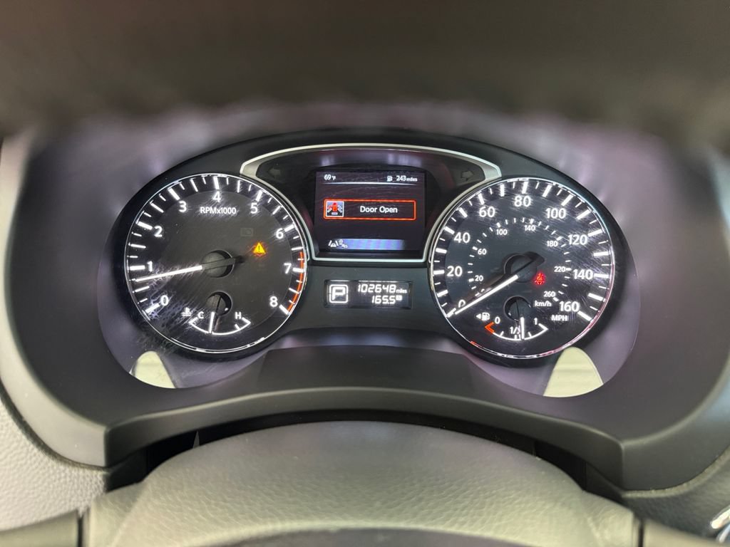 Used 2015 Nissan Altima 3.5 SL FWD image 16