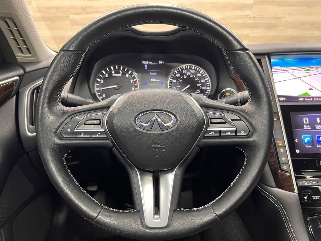 Used 2019 INFINITI Q50 Luxe w/ Essential Package (3.0T Luxe) image 9