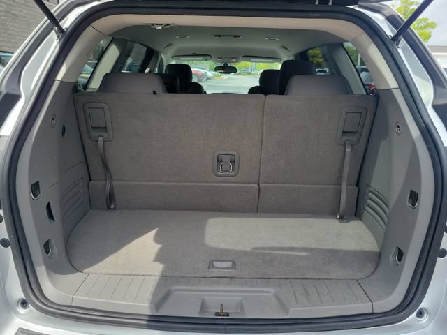 Used 2016 Chevrolet Traverse LS FWD image 8