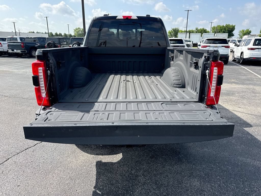 Used 2023 Ford F350 Lariat w/ Chrome Package AWD/4WD image 24