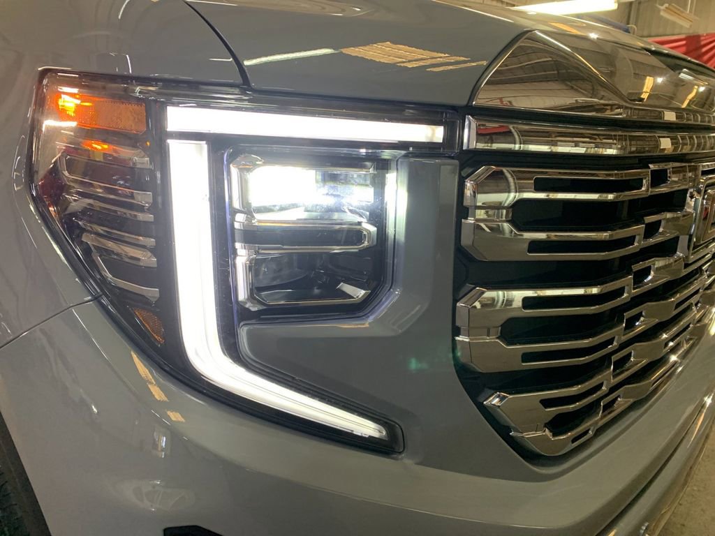 Used 2024 GMC Sierra 1500 Denali w/ Technology Package image 35