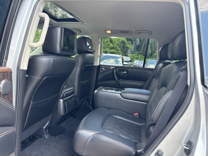 Used 2023 Nissan Armada Platinum w/ Captain's Chairs Package AWD/4WD image 14