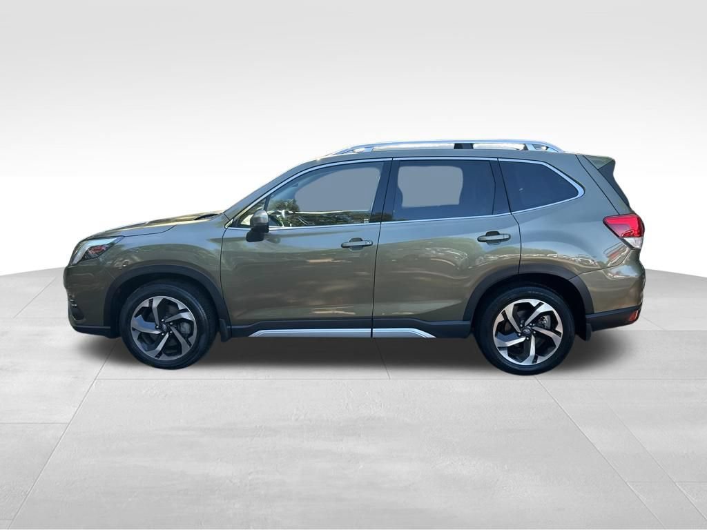 Used 2023 Subaru Forester Touring w/ Popular Package #2 AWD/4WD image 2