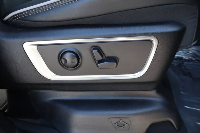 Used 2026 RAM 1500 Laramie AWD/4WD image 16