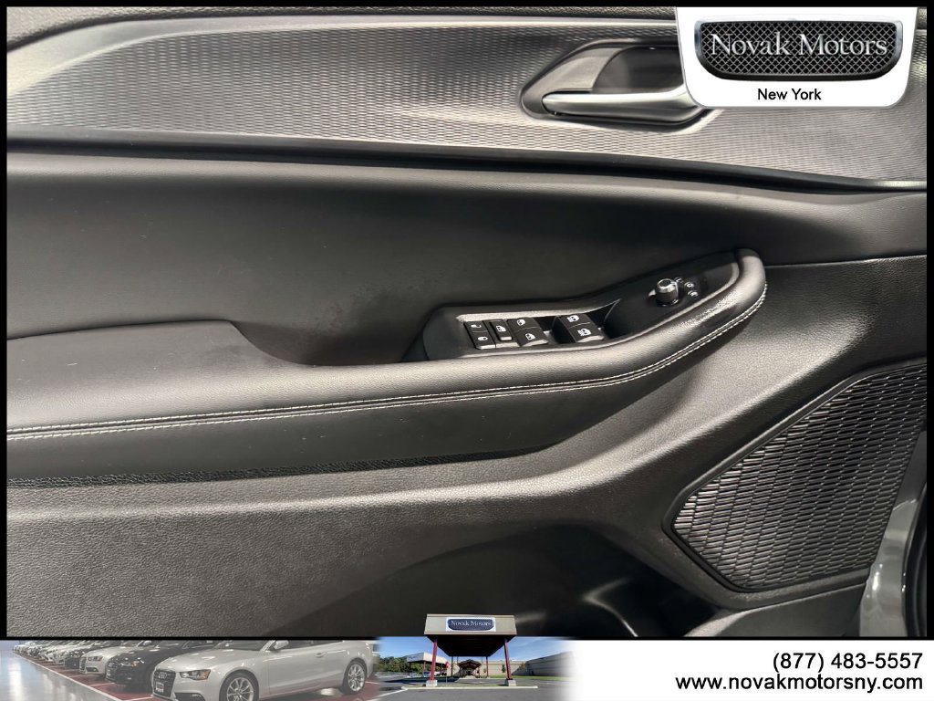 Used 2023 Jeep Grand Cherokee Altitude AWD/4WD image 18