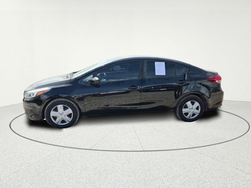 Used 2018 Kia Forte LX image 3