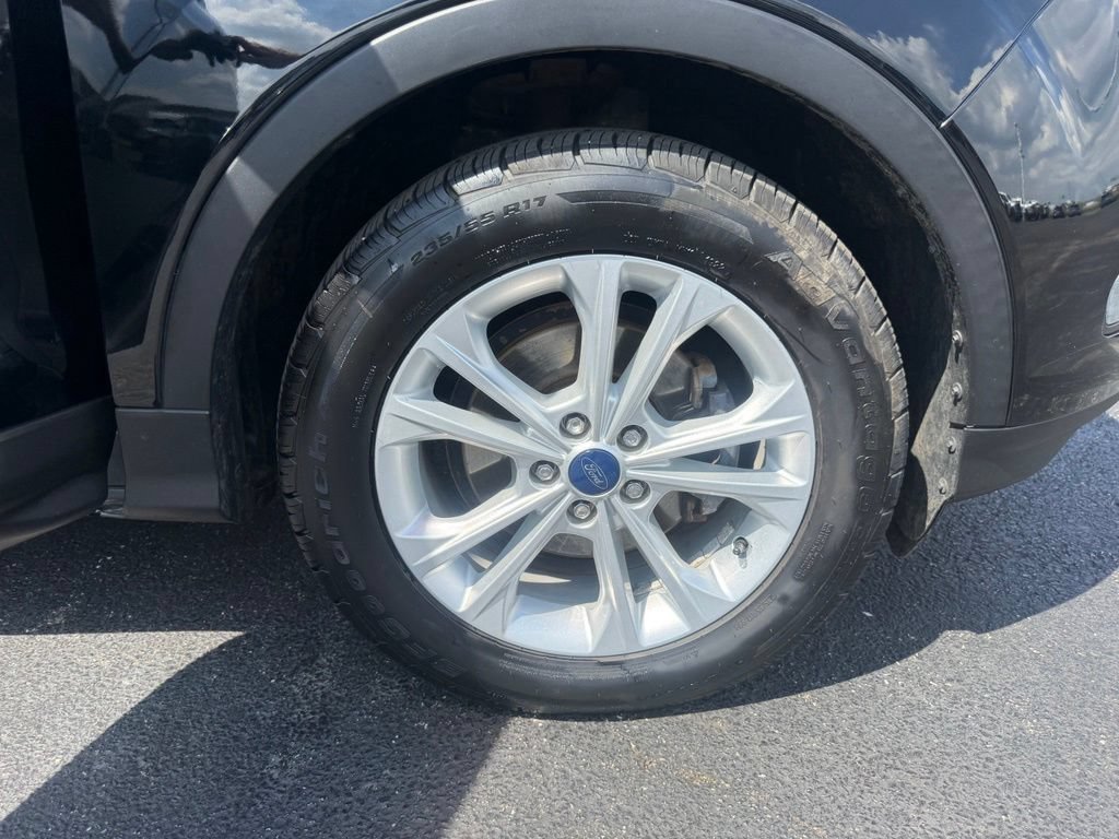 Used 2018 Ford Escape SE w/ SE Sync 3 Package FWD image 53
